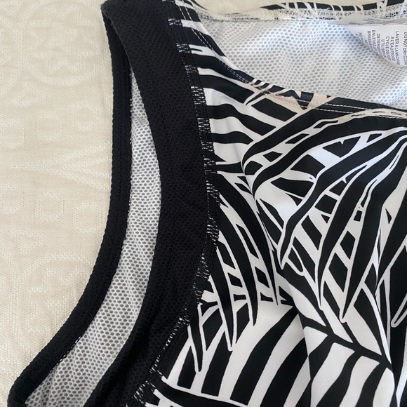 Tommy Bahama Swim Cover Up/ Dress - Picture 4 of 8